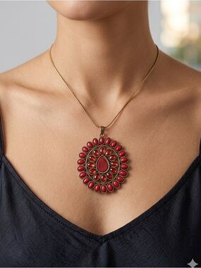 Vintage Red Stone Medallion Necklace | Gold Sunburst Statement